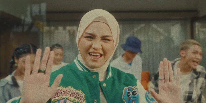 YouTube.com/SalmaSalsabilVEVO